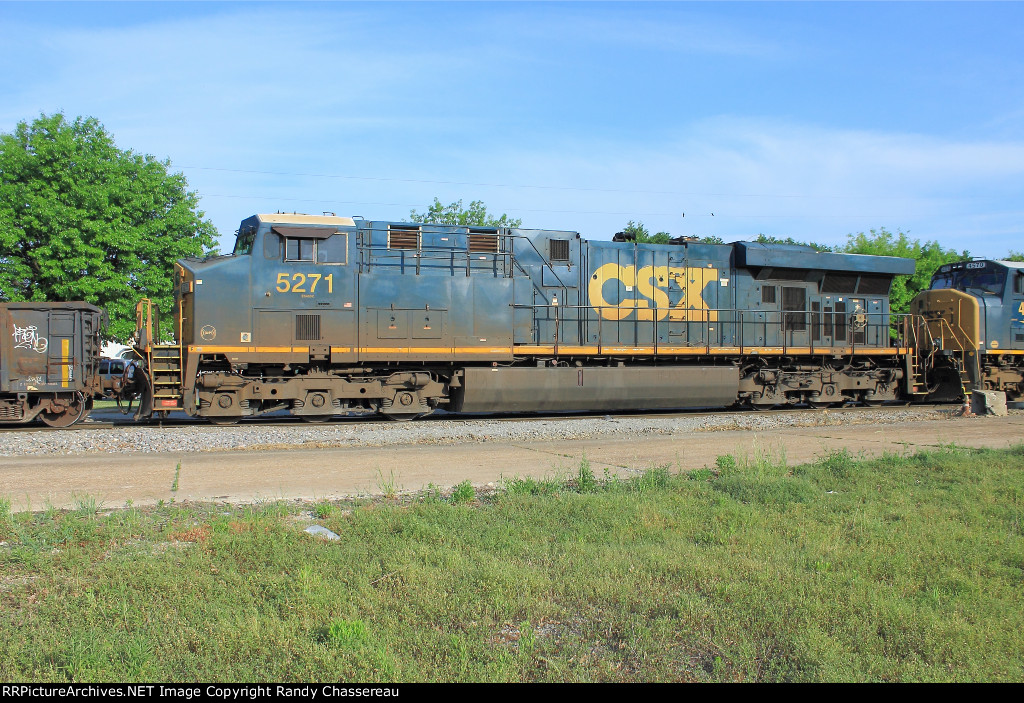 CSXT 5271